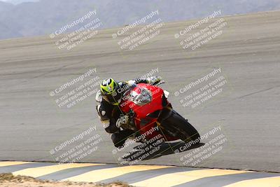 media/Apr-10-2022-SoCal Trackdays (Sun) [[f104b12566]]/Bowl (11am)/